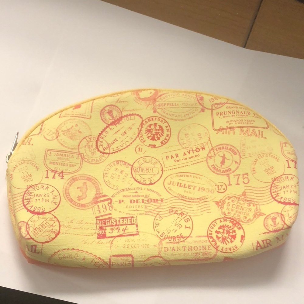 Ipsy makeup bag